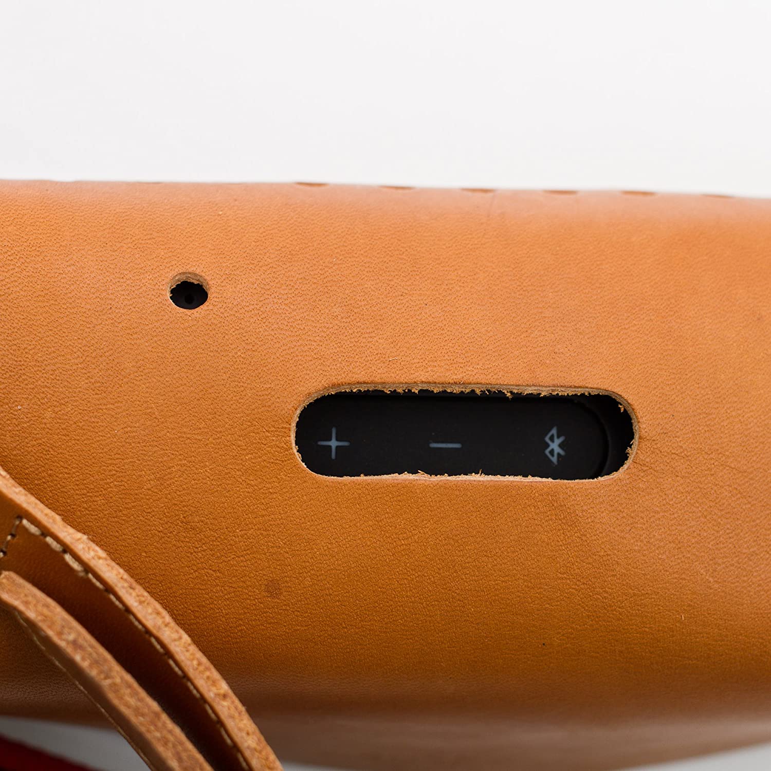 Vintage Style Perforated Leather Encased Bluetooth Portable Speaker With Detachable Carry Strap